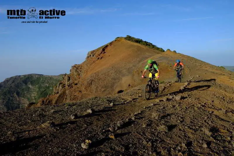 El Hierro mountainbiking aktivitäten mtb active fahrrad verleih rennrad mit logo wandern paragliding schwimmen baden höhlen
